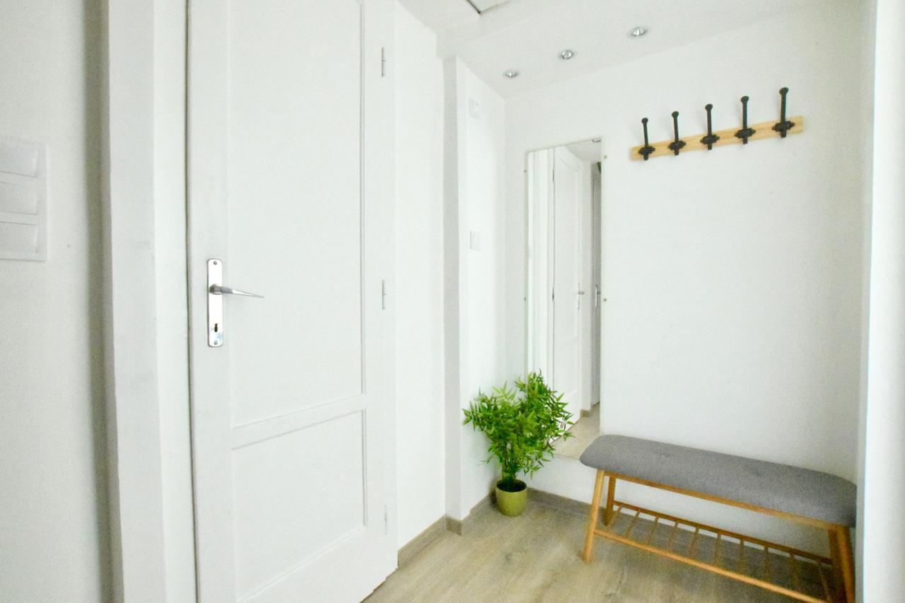 Standard Apartment By Hi5 - Bazilika Suite Будапеща Екстериор снимка